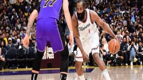 [图]多特逆转波鸿，吉拉西独献神迹助球队4-2取胜